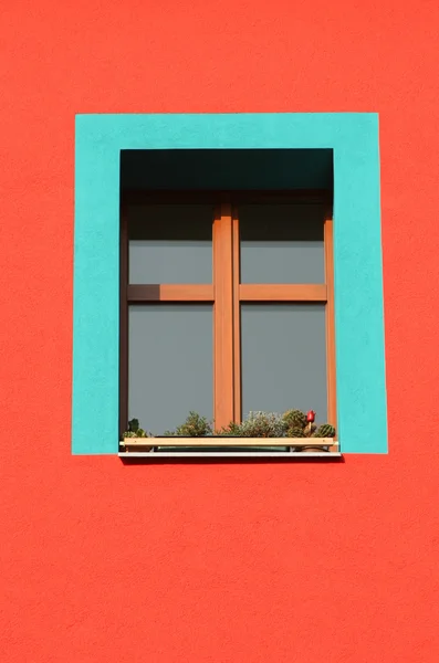 Синее окно — стоковое фото