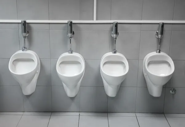 Toalett pissoar — Stockfoto