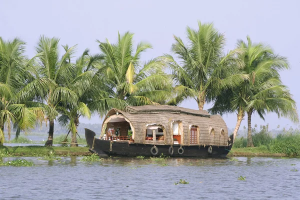 Hausbót výletní stojaté vody, kerala, Indie — Stock fotografie