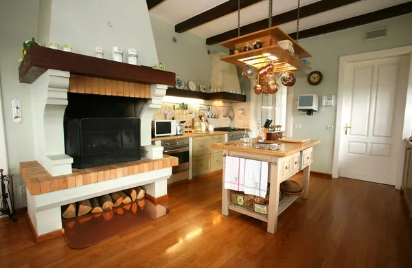 Traditional kitchen — Stock Photo, Image