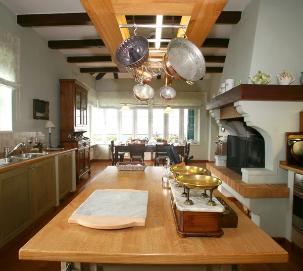 Traditional kitchen — Stock Photo, Image