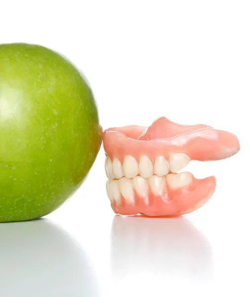 Teeth vs apple — Stock Photo, Image