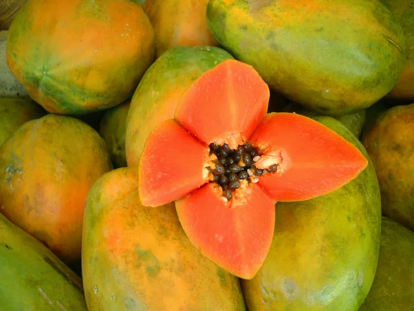 Papaya vágott — Stock Fotó