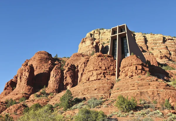 A kápolna, a Szent Kereszt, sedona, arizona látképe — Stock Fotó