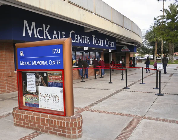 Un colpo alla biglietteria del McKale Memorial Center — Foto Stock