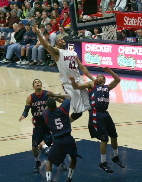 An Air Shot of Jamelle Horne in an Arizona Basketball Game — Stock Photo, Image