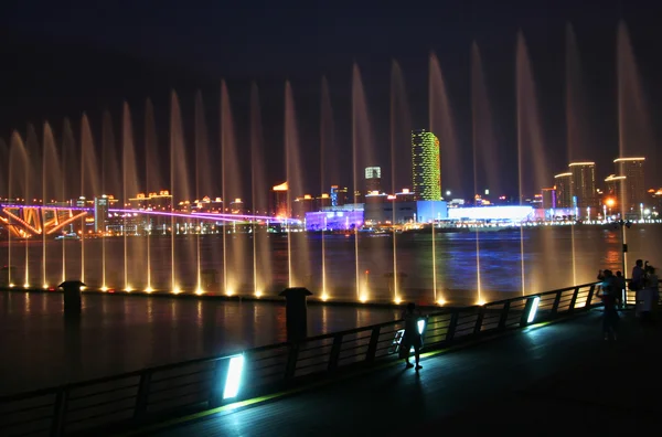 Un spectacle aquatique au bord de la rivière Huangpu, Expo 2010, Shanghai — Photo