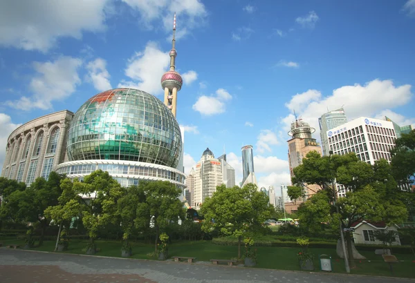 A City Park in Pudong, Shanghai, China — Stock Photo, Image