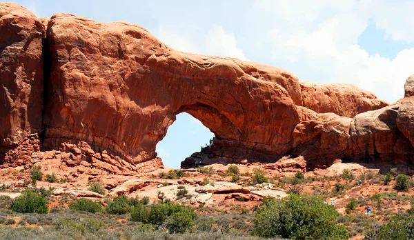 A Hike to the Arch — Stock Photo, Image