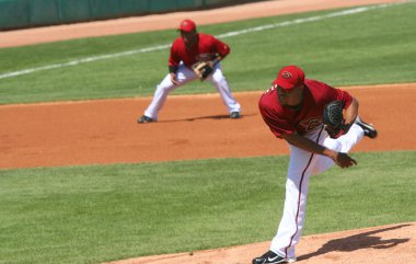 Arizona diamondback doğru işleyicisi edwin jackson sahaları