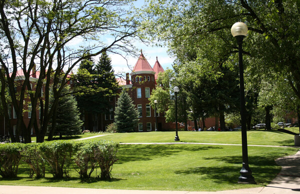 Старая главная магистраль Университета Северной Аризоны
