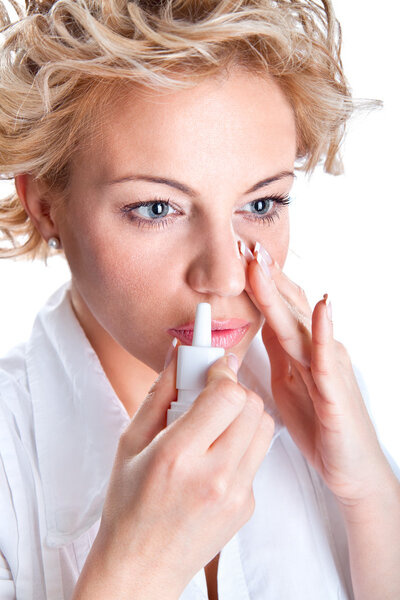 Woman use an bronchial inhale