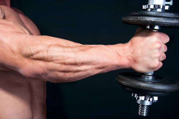Biceps met hand gewicht — Stockfoto