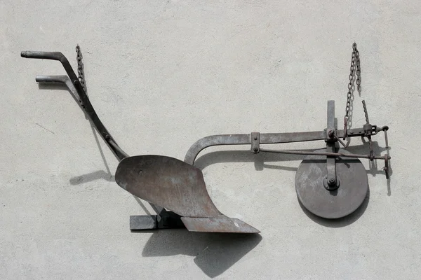 Old manual plow — Stock Photo, Image