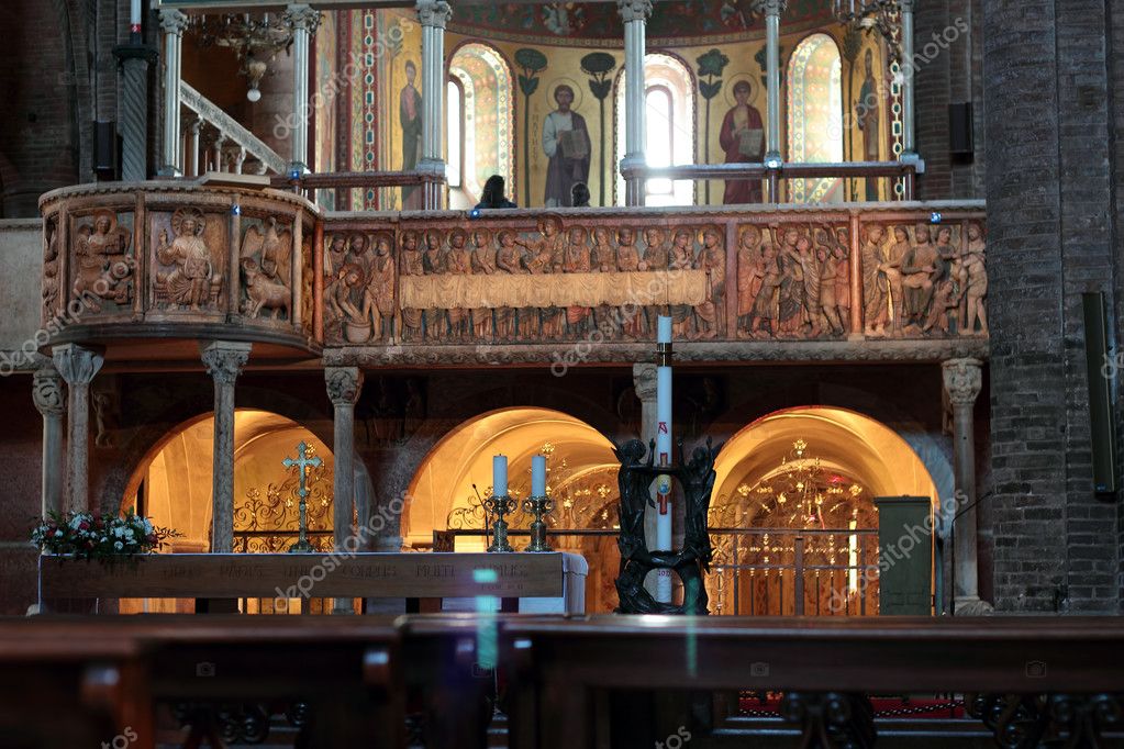 Módena Catedral Interior: fotografía de stock © marcovarro #10722700 ...