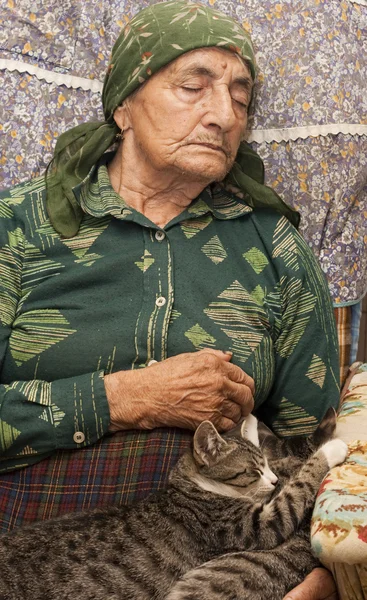 Elderly woman sleeping — Stock Photo, Image
