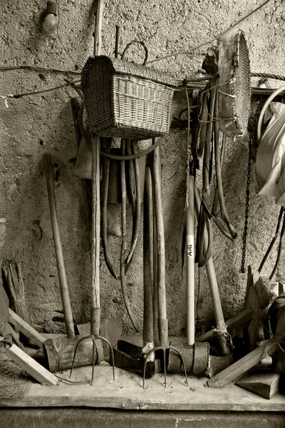Старий інструменти — стокове фото