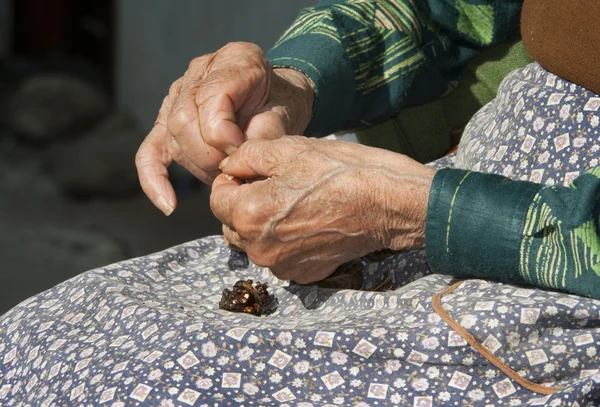 Elderly hands — Stock Photo, Image