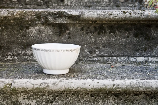 Empty Vintage bowl, — Stock Photo, Image