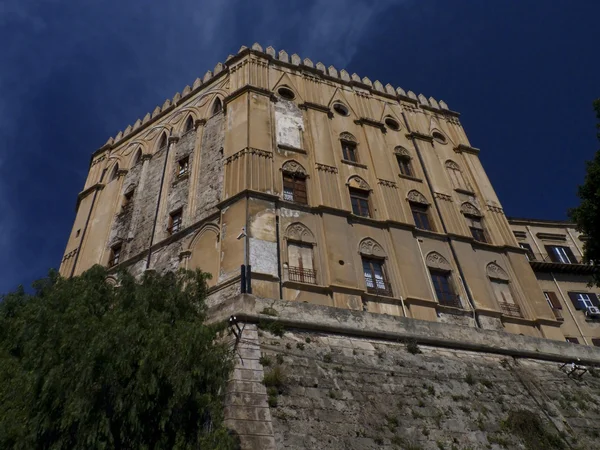 Palazzo Dei Normanni —  Fotos de Stock