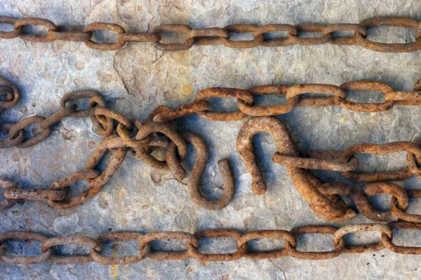 Strong solid rusty chain — Stock Photo, Image