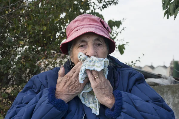 Grandmother with tissue — Stock Photo, Image