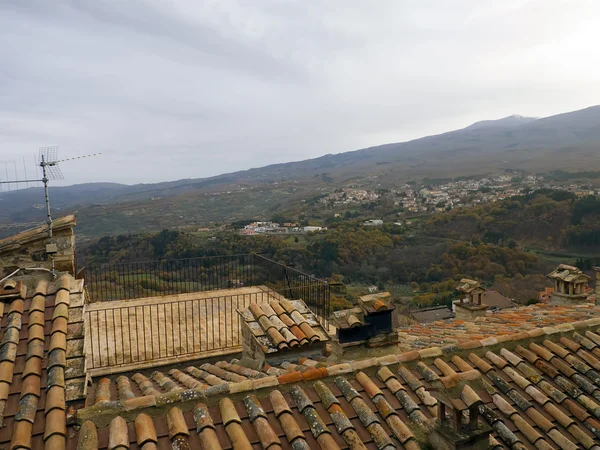 Dächer von Montelaterone — Stockfoto