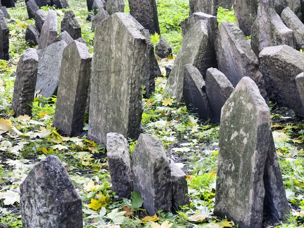 Jüdischer Friedhof in Prag — Stockfoto