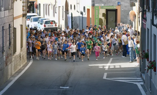 Barn gå race — Stockfoto