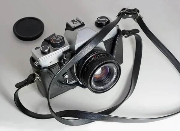 Дзеркальна камера — стокове фото