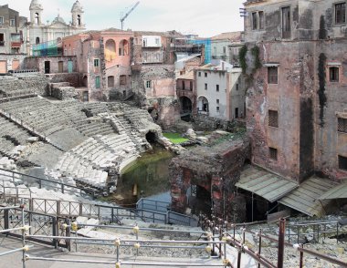 catania Roma Tiyatrosu kalıntıları,