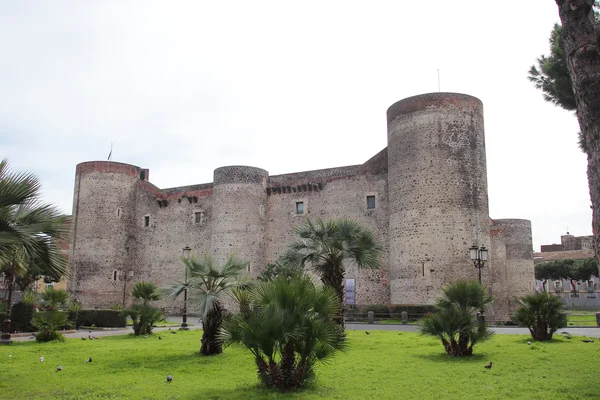 Ursino kasteel in catania — Stockfoto