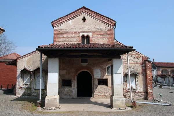 ロマネスク様式の教会 — ストック写真