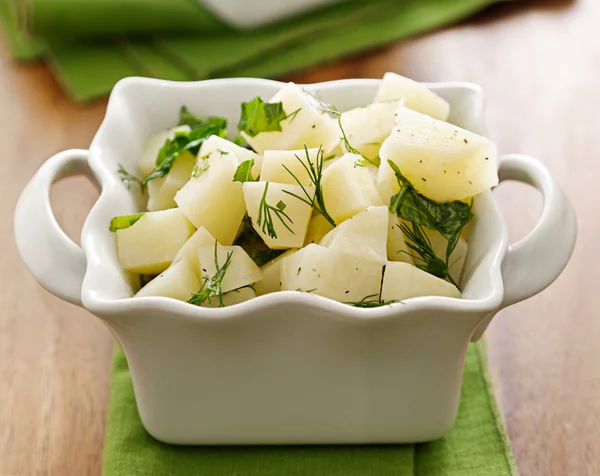 Verse aardappelsalade — Stockfoto