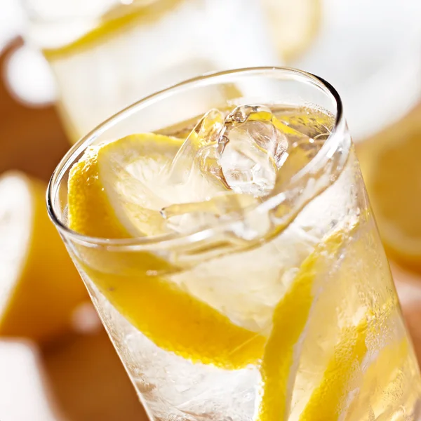 Tray with glasses of lemonade. — Stock Photo, Image