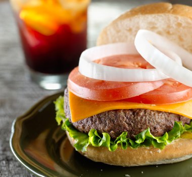 Juicey cheeseburger clipart