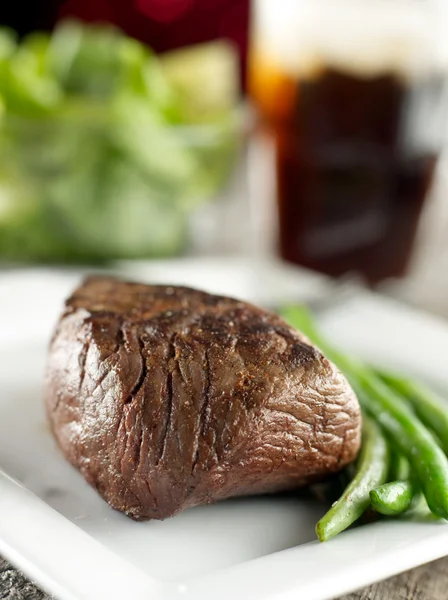 Steak d'aloyau dîner — Photo