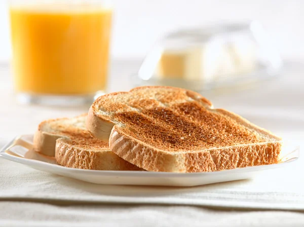 Купа тостів на сніданок — стокове фото