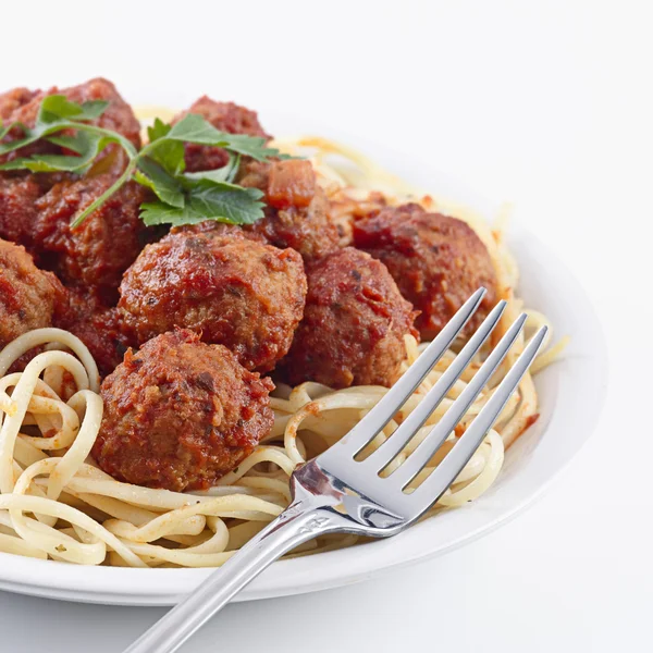 Špagety a masovými kuličkami — Stock fotografie