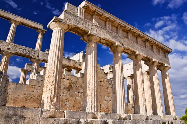 O Templo de Afaia é uma das mais importantes cidades do mundo, sendo a maior cidade do mundo. Aegina, Grécia — Fotografia de Stock