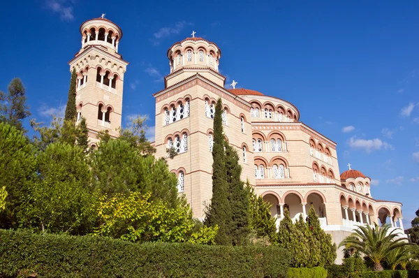 HDTV usbKathedraal saint nectarios van aegina. Aegina, Griekenland — Stockfoto