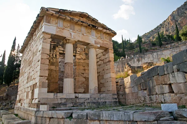 Treasury of Athens, Delphi, Greece — Stock Photo, Image