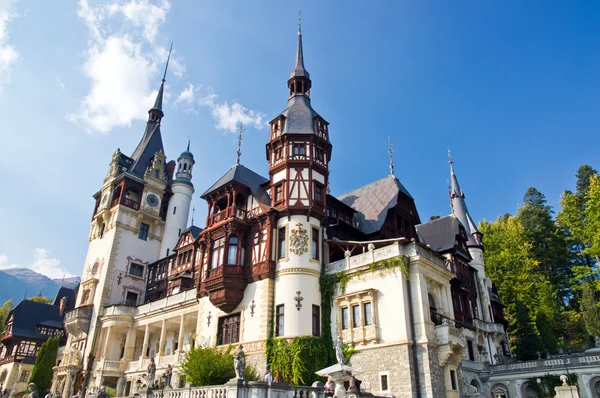 ปราสาทเพลซา ไซเนีย, โรมาเนีย . — ภาพถ่ายสต็อก