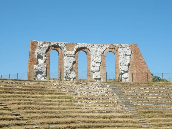 Treppenaufgang zum teatro romano - Gubbio — Zdjęcie stockowe
