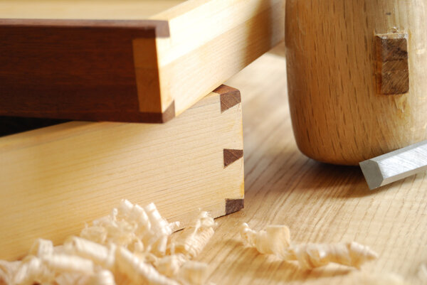 Dovetailed joint