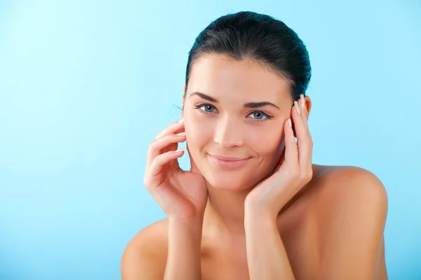 Portrait of a beautiful female model — Stock Photo, Image