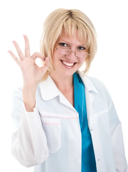 Piękny szczęśliwy kobiece kobieta lekarz na białym tle — Zdjęcie stockowe