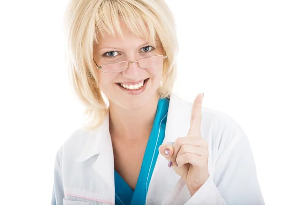 Bella felice medico femminile isolato su bianco — Foto Stock