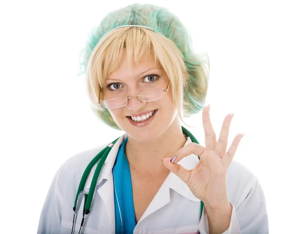 Piękny szczęśliwy kobiece kobieta lekarz na białym tle — Zdjęcie stockowe