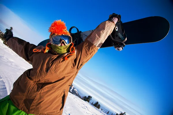 Podobizna mladého muže s snowboard — Stock fotografie